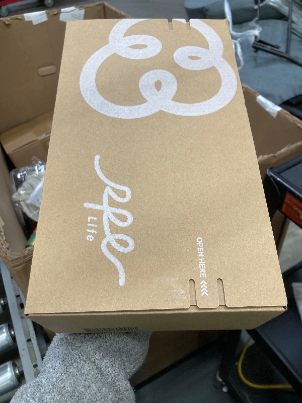 Photo 1 of 100% Organic Super Long Overnight Pads with Wings, Extra Heavy Sanitary Pad for Women Ultimate Absorbency, Ultra Thin Extra Coverage Cotton Period Menstrual Pads (Extra Long Overnight, Size 6, 30ct)