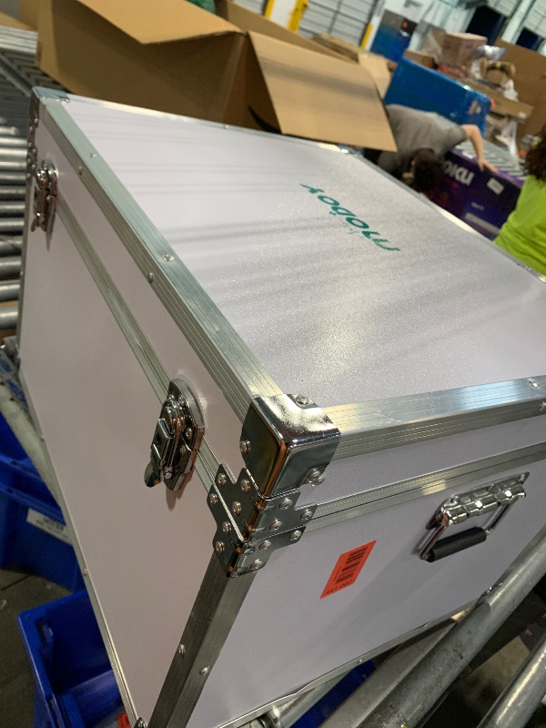 Photo 1 of ****DOES NOT POWER ON**** 2026 MODOY Shockwave Therapy Machine for Joint/Muscle Pain Relief, FSA/HSA Eligible Shockwave Therapy, Non-Invasive Extracorporeal ESWT Shock Wave Therapy Device, Ideal for Home & Clinical Use(White)