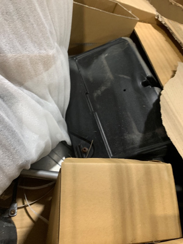 Photo 1 of ***SELLING FOR PARTS*** Razor Ground Force Drifter Kart - Silver - FFP