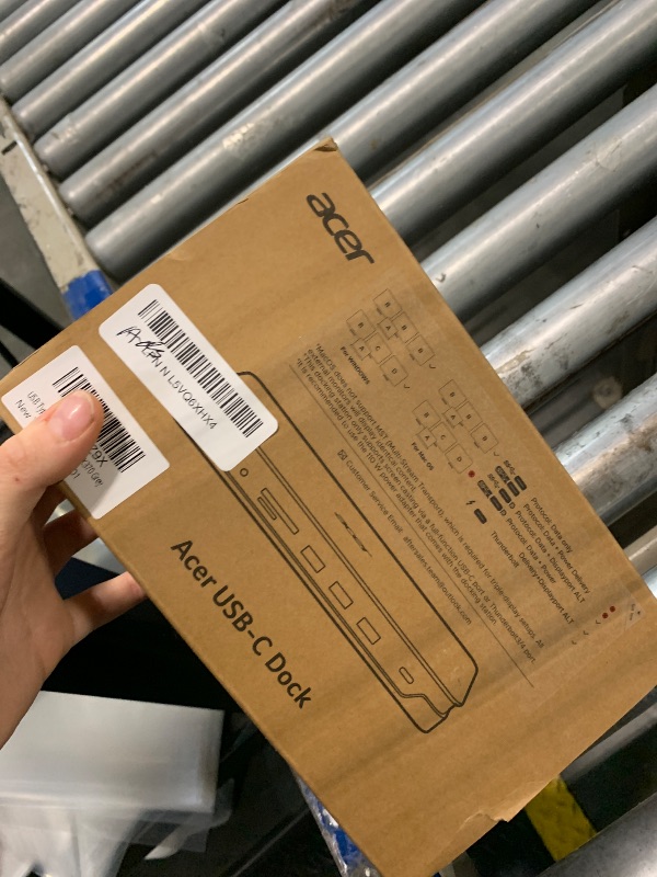 Photo 1 of *MISSING PARTS - See Clerk Notes*
Acer Premium 13-in-1 Docking Station with 110W PD & Triple Monitor Support | Dual 4K HDMI and DP,5Gbps USB A/C,Gigabit Ethernet,Security Lock | Laptop Docking Station for Windows/Dell/HP/Lenovo/Asus
