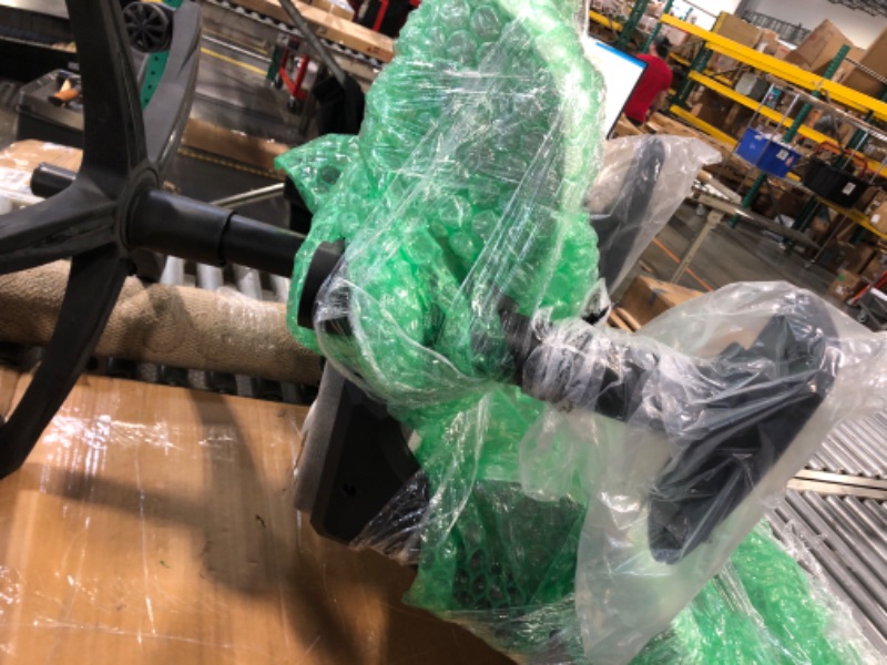 Photo 1 of ***SIMILAR AL DE LA IMAGEN LE FALTA UNA RUEDA***OS MOTOR Gaming Chair with Headrest and Lumbar Support, Ergonomic High Back Office Chair, Racing Style Executive Computer Desk Chair, Leather Adjustable Swivel Task Chair for Home Office (Black)