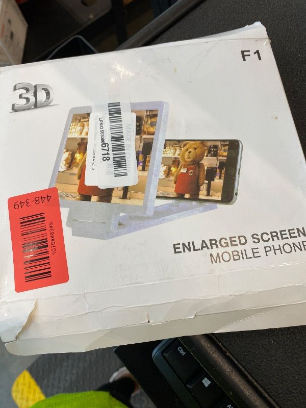 Photo 1 of *MINOR DAMAGE - USED*
3D HD Big Screen Phone Magnifier, New Cell Phone Screen Magnifier, Foldable Design Screen Version for Movies and Videos, Lightweight Phones Magnifying Screen, Compatible with All Phones (White)