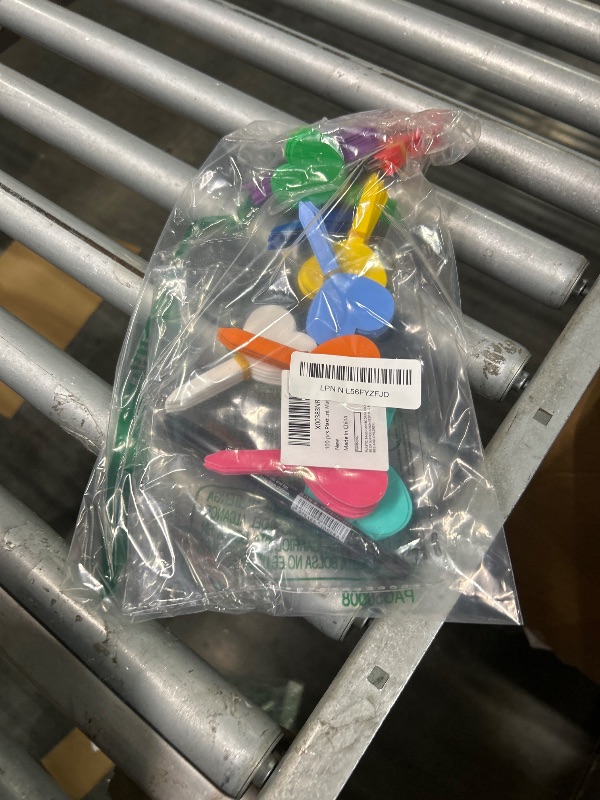 Photo 1 of 100 pcs Plastic Plant Labels, Thick Garden Labels Plant Tags Seeding Labels, Garden Marker Vegetable Gardening Tag Seed Stake Tag for Outdoor Indoor Potted Plants with Permanent Marking Pen