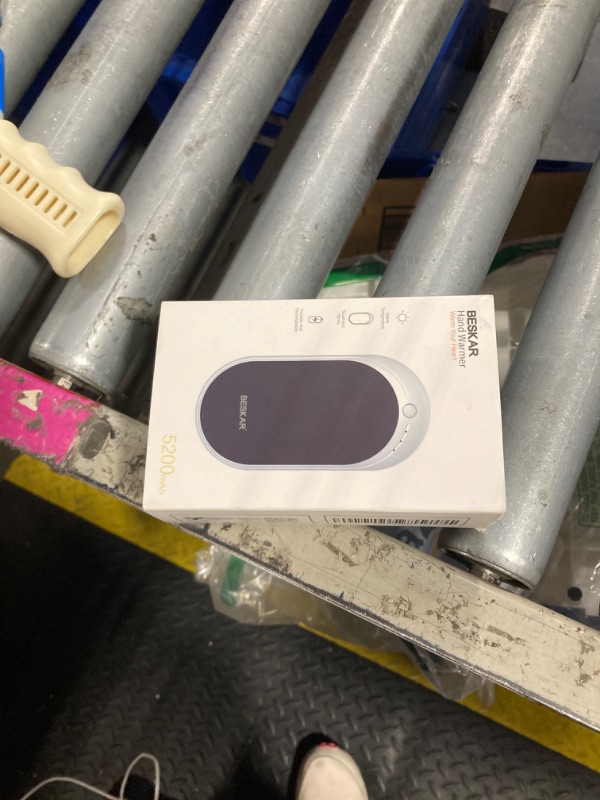 Photo 1 of *UNTESTED*
BESKAR Rechargeable Hand Warmer, 5200mAh Electric Hand Heater, Double-Sided Heating, USB Quick Charge, Portable Pocket Hand Warmer for Outdoor, Golf, Raynauds - Winter Gift