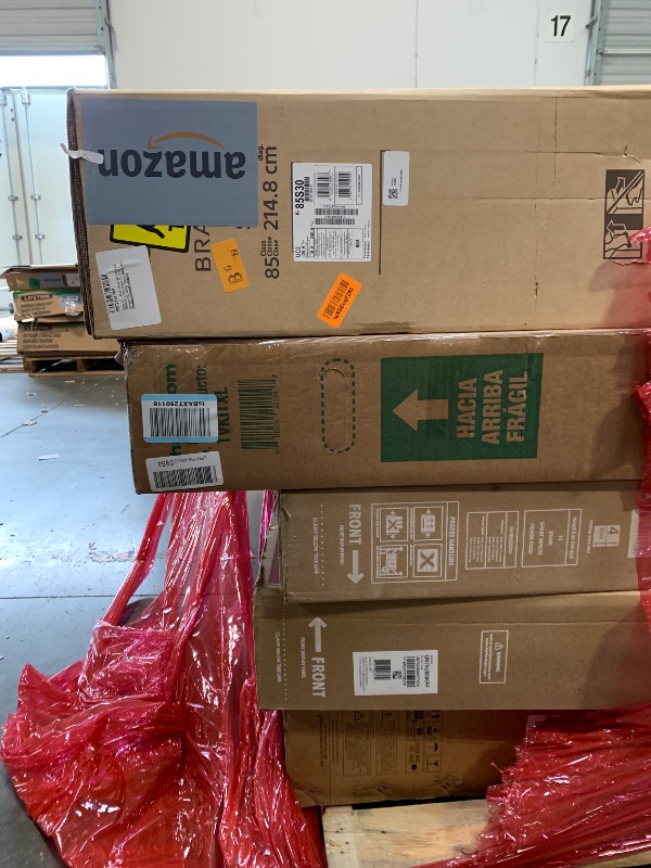 Photo 1 of ***ONLY FOR PARTS***FINAL SALE***NOT REFUNDABLE***PALLET WITH 05 TV'S, DIFERENTS MODELS, UNTESTED