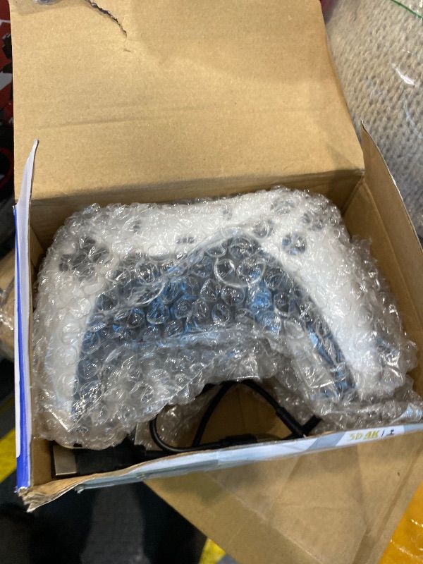 Photo 1 of *MISSING PARTS - See Clerk Notes*
Hikonia Retro Game Console with 40000 Games,Plug & Play Video Game Console 18 Emulators Classic Games,4K HDMI Output for TV,Dual Controllers Birthday Gifts for Boys & Girls 64G