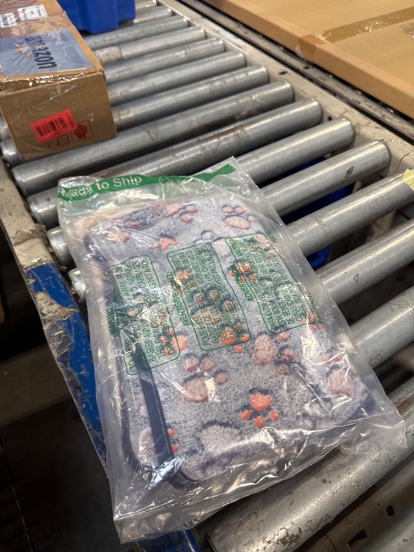 Photo 1 of 1 Pack 3 Blankets Super Soft Fluffy Premium Fleece Pet Blanket Flannel Paw Printed Throw for Dog Puppy Cat (Small 23x16'', Beige, Grey, Navy)