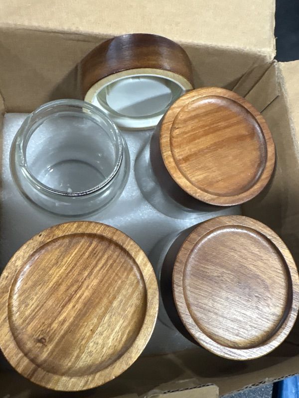 Photo 1 of **ONE IS CHIPPED**
MOLADRI 18 oz/550 ml Clear Glass Storage Canister with Airtight Wooden Lid, Small Overnight Oats Containers, Cute Decorative Salad Jar for Snacks Yogurt Spice Sugar Cereal Fruit Coffee Tea -4 Pack