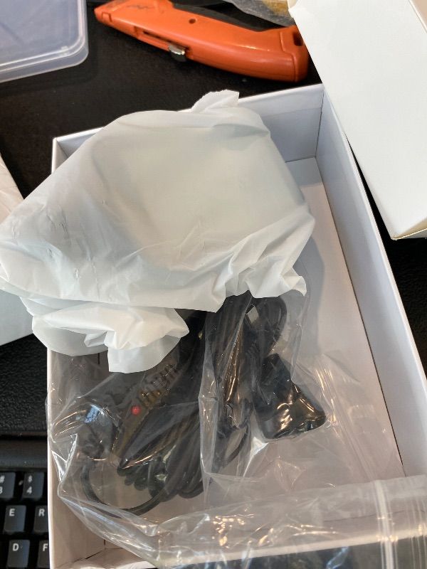 Photo 1 of ****NO RETURNS  AND OR REFUNDS*******MISSING PARTS - See Clerk Notes*
3 Channel Dash Cam, 4K+1080P+1440P Front Inside and Rear Car Camera, Free 128G Card, Triple Dash Camera Built-in WiFi GPS, HDR Night Vision, G Sensor, 170° Wide Angle, 24H Parking Mode