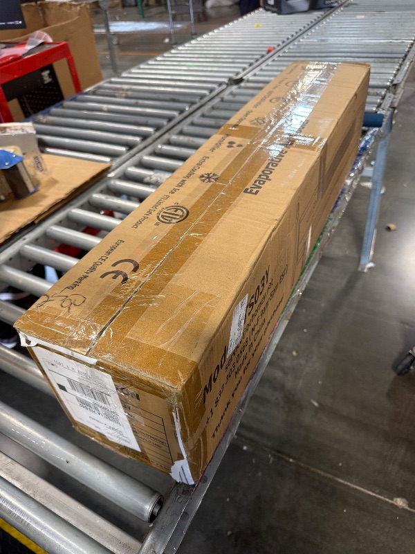 Photo 1 of ******SIMILAR ITEM**** LMXRYPD Bladeless Tower Fan, Fans That Blow Cold Air, Cooling Fan with Remote Control and 3 Speed, LED Display, for Room, office, Lightweight Design(88.5cm/34.84in)