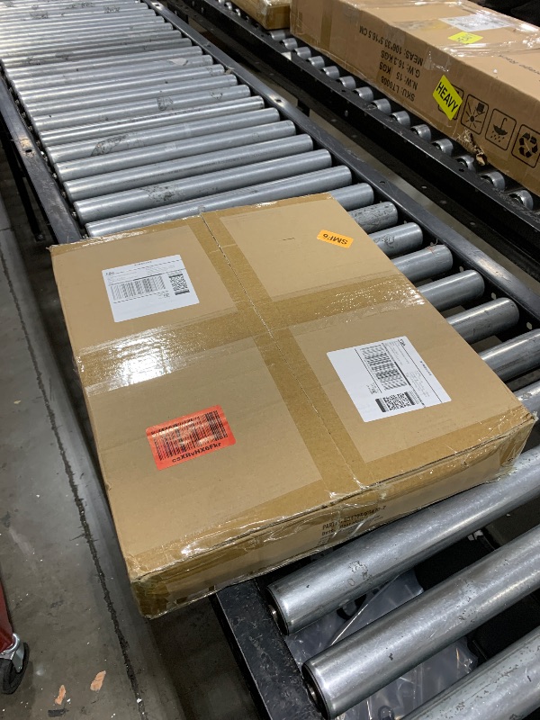 Photo 1 of ***STOCK PHOTO FOR REFERENCE, SIMILAR ITEM***
CARBON STEEL GRIDDLE WITH HOT GRIPS, TWO GRID TOPS