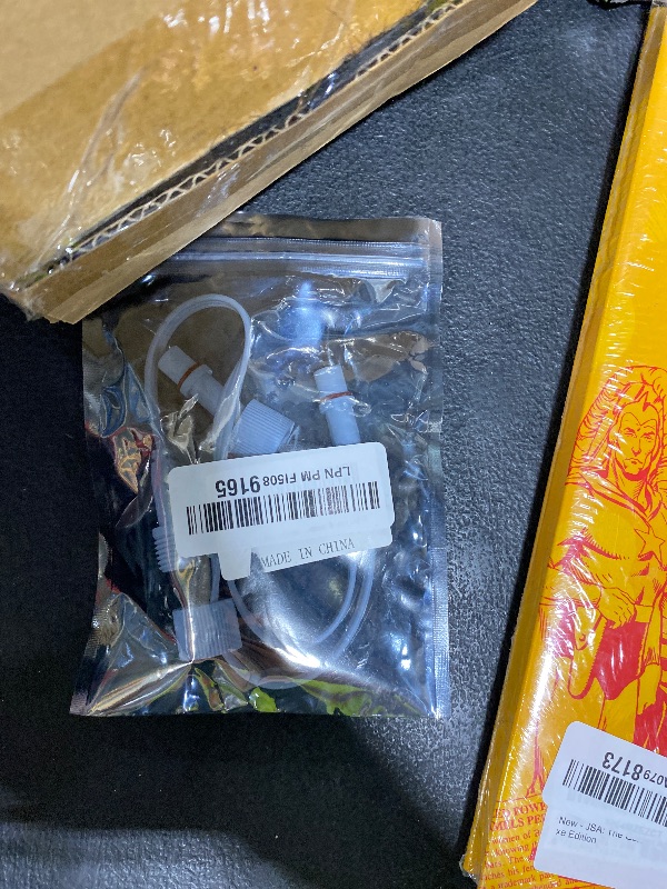 Photo 1 of 1 Male to 2 Females Y-Splitter for Govee Permanent Outdoor Lights, Y-Shaped Extension Cable Compatible with Govee H705A H705B H705C 3 Pin Permanent Outdoor Lights