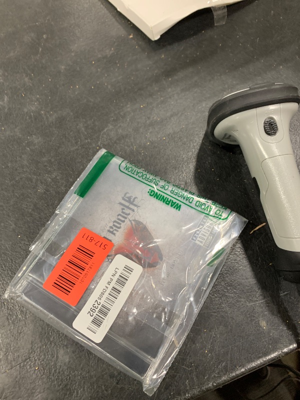 Photo 1 of ...To Be Loved: The Best Of Papa Roach[Explicit]