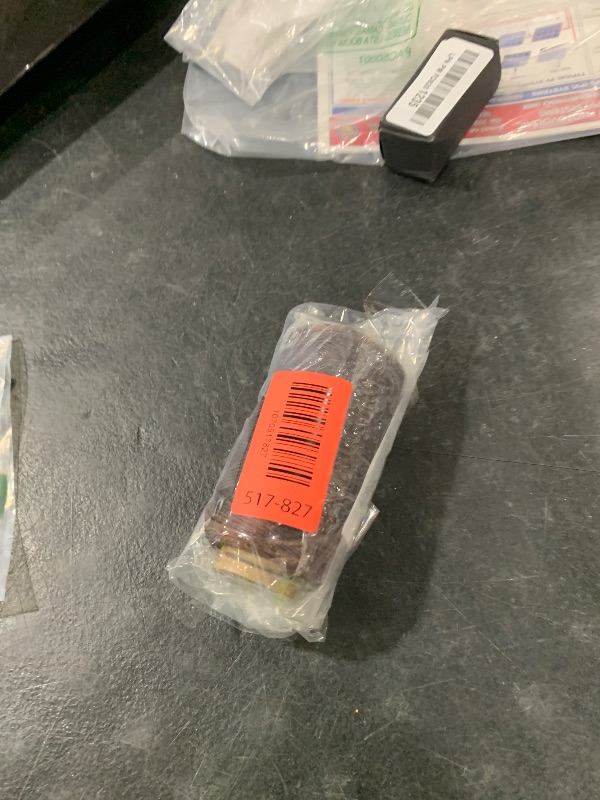 Photo 1 of 284 Yards Waxed Thread, 210D Heavy Duty Wax Upholstery Thread for Leather Sewing, 0.8mm Flat Waxed String for Bookbinding/Shoe Repairing/Leather Projects