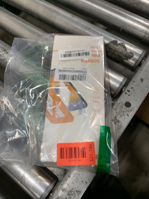 Photo 1 of [1-Second Auto-Install] QHOHQ 3 Pack Privacy Screen Protector for iPhone Air+3 Pack Camera Lens Protector,25° Anti Spy Tempered Glass for iPhone 17 Air,[12FT Military Grade Shatterproof],Case Friendly