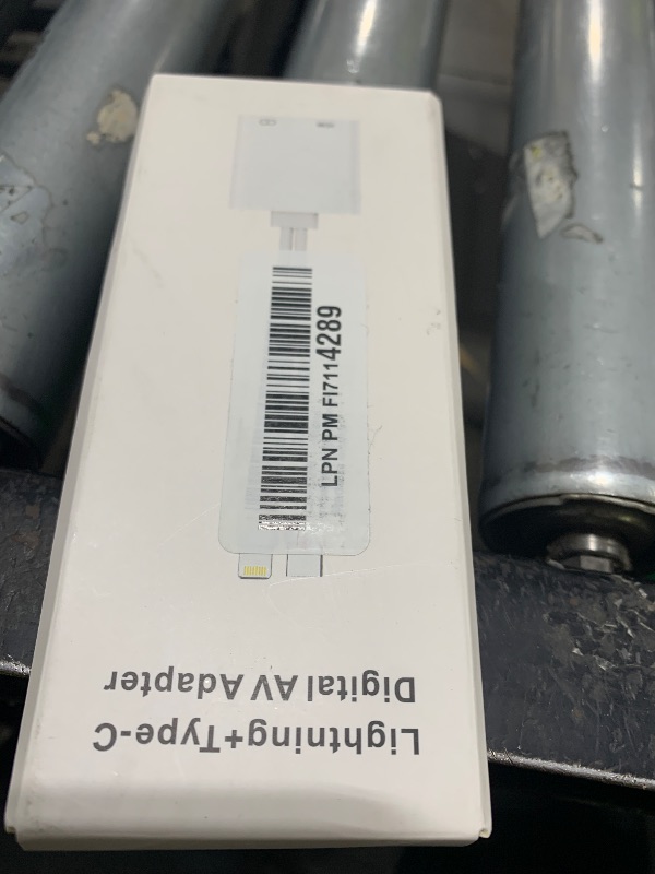 Photo 1 of [MFi Certified] USB-C & Lightning to HDMI Adapter for iPhone 17/16/15 to TV/Projector, 4K@60Hz Digital AV Converter, iPad to TV Adapter, Apple Lightning to HDMI for iPad/MacBook/Samsung, 60W PD