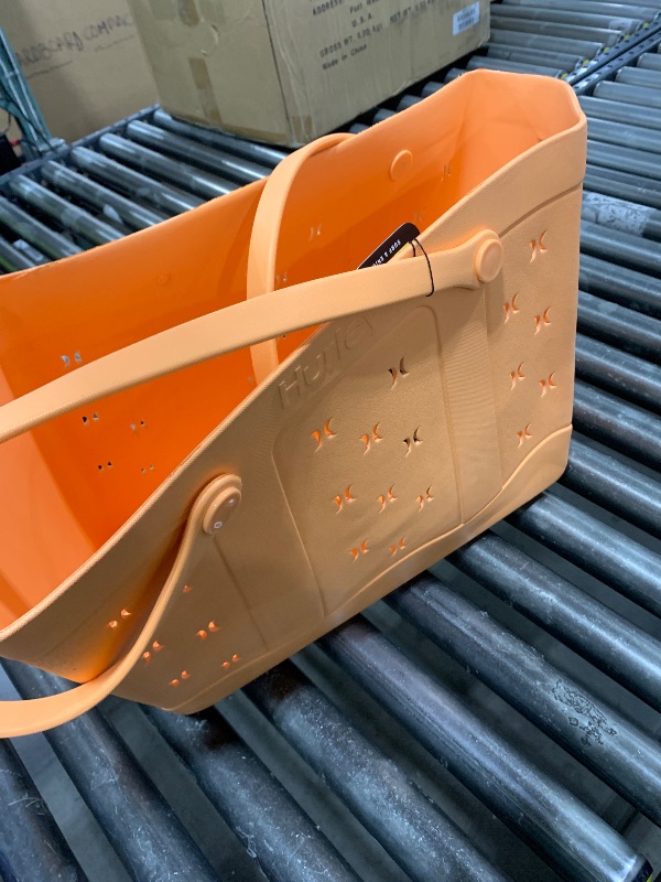 Photo 1 of
Hurley 19" EVA Beach Tote Bag