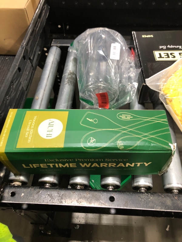 Photo 1 of 10 Pack Wooden Utensils for Cooking, Wood Utensil Set for Kitchen, Teak Wooden Spoon for Cooking, Non-Stick Spatula Ladle