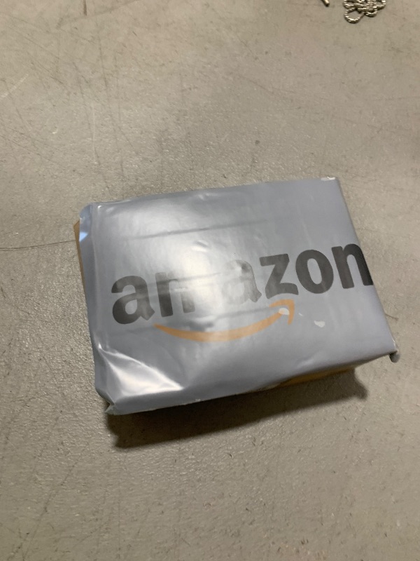 Photo 1 of 1/4 Sheet Sandpaper 5.5" x 4.5" Hook and Loop Sandpaper 80 Grit Sandpaper for Palm Sander 30 PCS Aluminum Oxide Sanding Sheets Hand Sanding Blocks for Metal, Woodworking and Polishing (80 grit)