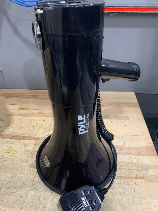 Photo 1 of ***PARTS ONLY***Pyle 100-Watt Square Megaphone Bullhorn, Lightweight and Portable Loudspeaker Horn with Aux (3.5mm) Input for MP3/Music, Automatic Siren, Whistle, MIC/Talk (Black), 1500 Square Yards Projection Range