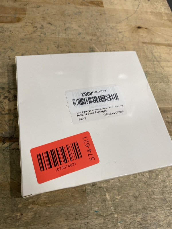 Photo 1 of 1ml Syringe Without Needle, 1ml Syringe for Liquids, Syringes for Scientific Labs, Measuring Liquids, Feeding Pets, 12 Pack Packaged