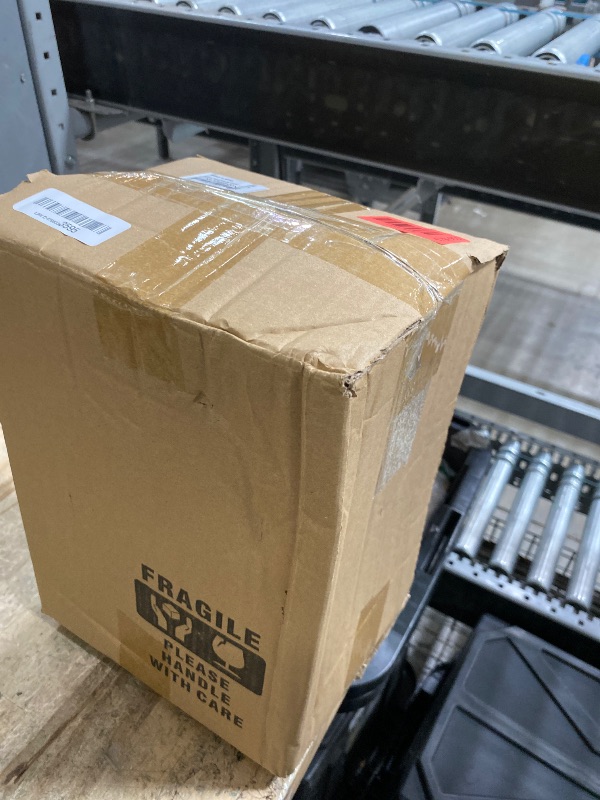 Photo 1 of 1 Gallon thickened Square Glass Pitcher with Lid, Classic Stripes Water Pitchers for Fridge, Borosilicate Glass Carafe for Hot/Cold Brew Drink, Extra Large Jug with Handle for Iced Tea, Coffee, Juice