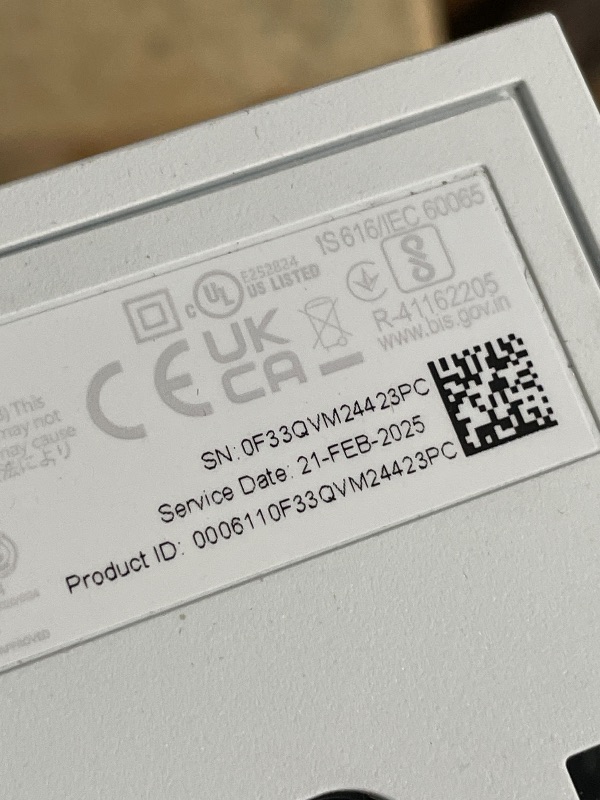 Photo 1 of ** PARTS ONLY **     Xbox Series S - All Digital Gaming Console - 512GB SSD - Includes Wireless Controller - 120FPS (Renewed Premium)   
**MAY NEED FACTORY RESET**