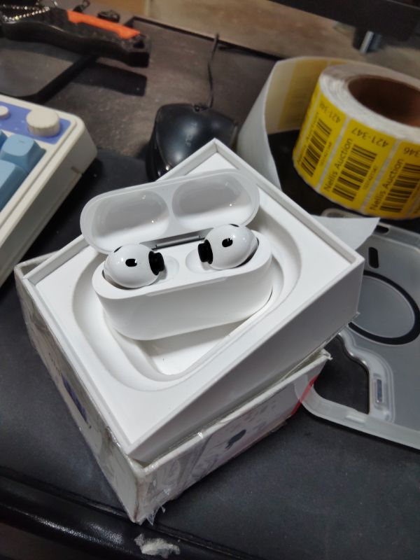 Photo 1 of *FAKE, PARTS ONLY* Apple AirPods Pro 3 Wireless Earbuds, Active Noise Cancellation, Live Translation, Heart Rate Sensing, Hearing Aid Feature, Bluetooth Headphones, Spatial Audio, High-Fidelity Sound, USB-C Charging