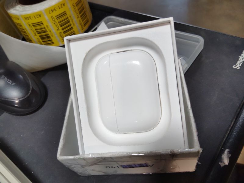 Photo 1 of *FAKE, PARTS ONLY* Apple AirPods Pro 3 Wireless Earbuds, Active Noise Cancellation, Live Translation, Heart Rate Sensing, Hearing Aid Feature, Bluetooth Headphones, Spatial Audio, High-Fidelity Sound, USB-C Charging