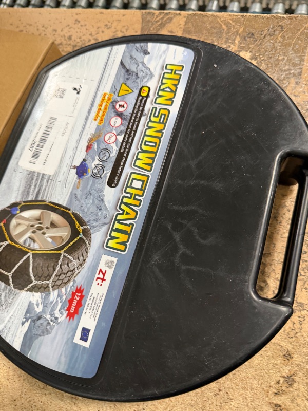 Photo 1 of ** FOR PARTS ONLY ** 
Auto Tightening Snow Chains Tire Chains For Cars Suv Pickup Trucks - Auto Tightening 1 Min Quick Fit AND Easy Installation, Reusable Universal Emergency Traction Snow Chains - Set of 2?HKN170?