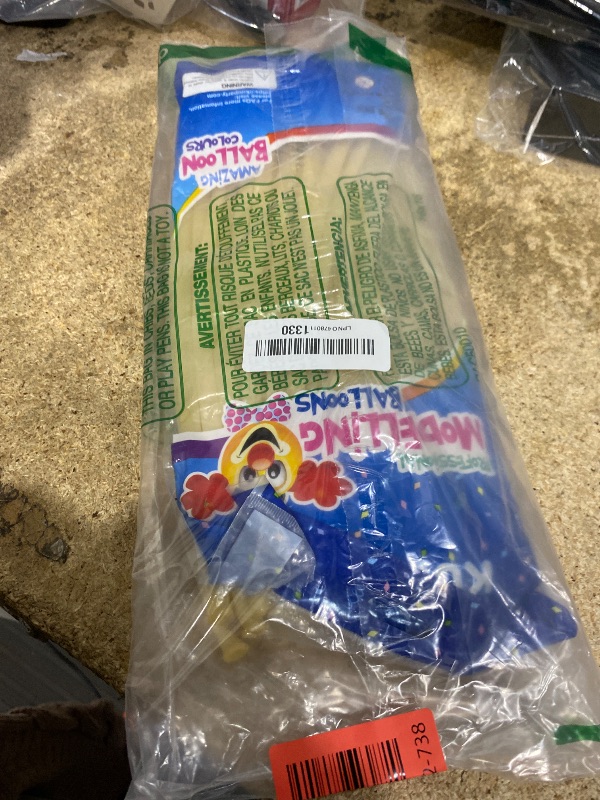 Photo 1 of 100Pcs clear 260 Balloons Clear Long Skinny Latex Balloon for Animal Ballons, Premium Quality Balloons for Beginners Baloons Making Kid's Carnivals Party Decoartion