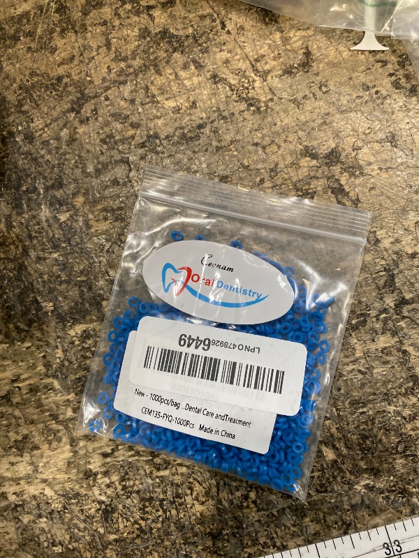 Photo 1 of 1000pcs/bag Dental Orthodontic Separator Bulk Pack, Elastic Orthodontic Separate Ties for Dental Care and Treatment