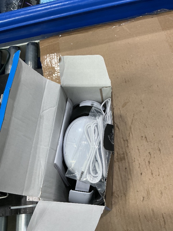 Photo 1 of ***MISSING USB*** Gtheos 2.4GHz Wireless Gaming Headset for PS5, PS4 Fortnite & Call of Duty/FPS Gamers, PC, Nintendo Switch, Bluetooth 5.3 Gaming Headphones with Noise Canceling Mic, Stereo Sound, 40+Hr Battery -White