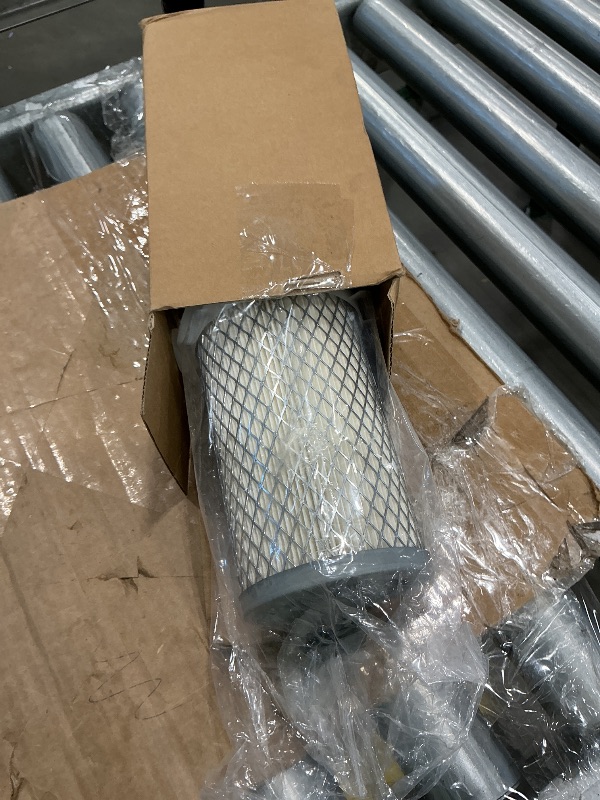 Photo 1 of *UNTESTED*
DVPARTS Outer Air Filter Element AM108243 M75144 for John Deere 455 F911 F912 F915 F925 F932 F935 4x2 6x4 Gator HD AMT600 AMT622 AMT626