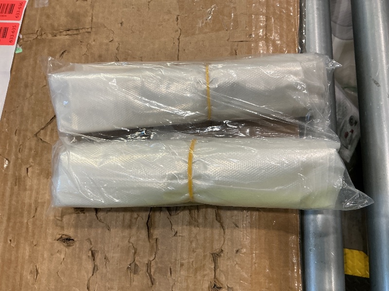 Photo 1 of 10 Pairs Waterproof Shoe Covers for Rain - Disposable Plastic Rain Shoe Covers - Water Proof Boot Protector for Men Women, Indoor Outdoor Rain Cover for Shoes (Clear, Large)