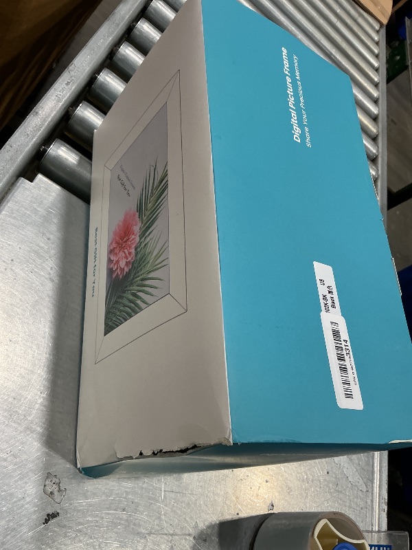 Photo 1 of *MINOR DAMAGE - USED*
BIGASUO Digital Picture Frame, 10.1" Frameo Digital Frame WiFi with 32GB Memory, 1280x800 IPS Touch Screen, Send Photos/Videos from Your Phone Anywhere, Photo Gifts for Parents and Grandparents 4 Pack