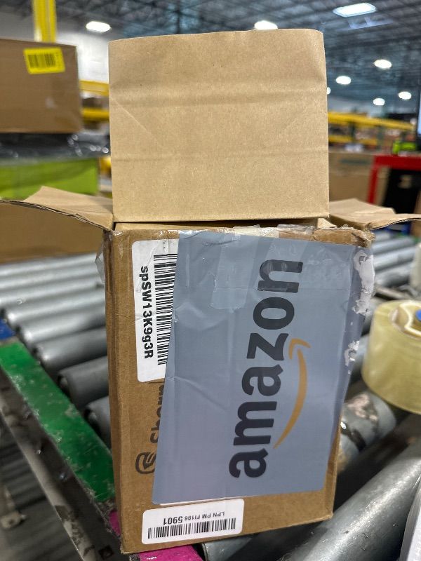 Photo 1 of **SMALL** 200 Count Brown Kraft Paper Snacks Bags Disposable Greaseproof Brown Sandwich Lunch Bag for Popcorn Cookies Fries Food and Bread, 4.75 x 2.5 x 3.75 Inch