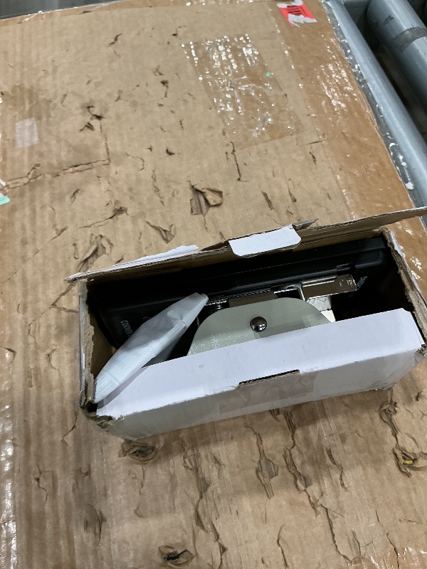 Photo 1 of *USED*
2 in 1 ID Badge Slot Hole Punch 3 x 13 mm and R5 Card Corner Trimmer Dual Use Hand Hold Slot Flat Hole Puncher DIY Corner Rounder Punch Tool for PVC ID Card Name Badge Photo Paper Crafts