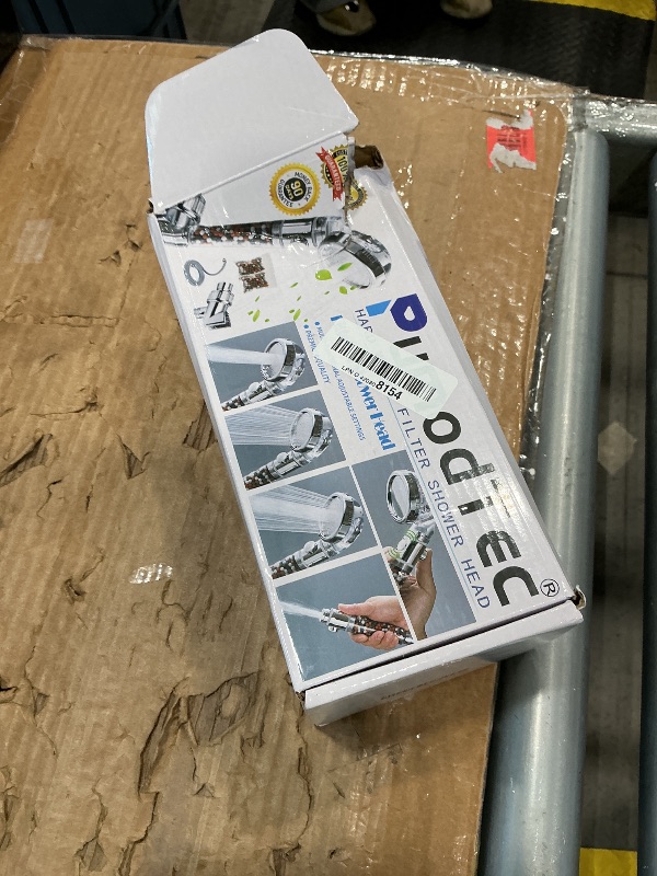 Photo 1 of *USED*
Filtered Shower Head with Handheld - High Pressure ShowerHead with Filters for Hard Water - Reduces Dry Itchy Skin, Easy Instal, 4 Modes, Water Saving, Durable, Detachable anti blocking