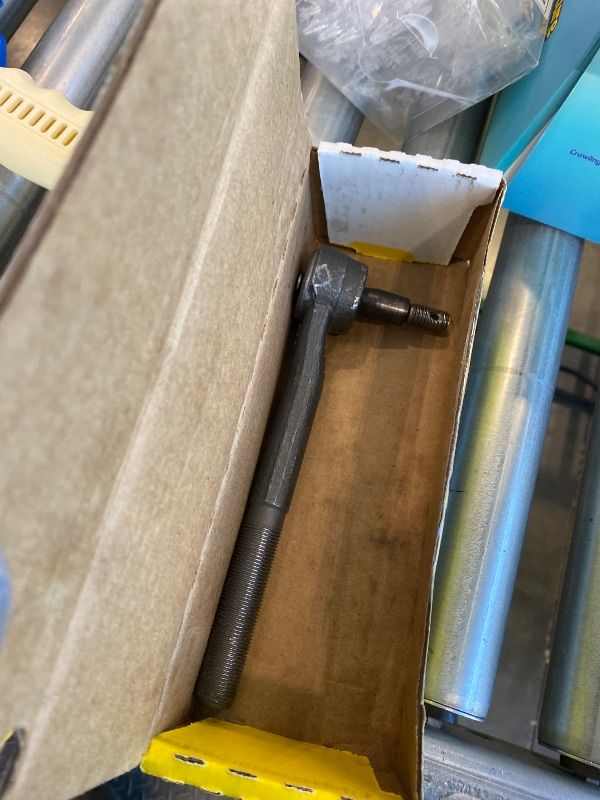 Photo 1 of ***VERY USED*** ***MISSING PIECES*** MOOG ES2838RL Steering Tie Rod End for Chevrolet K1500