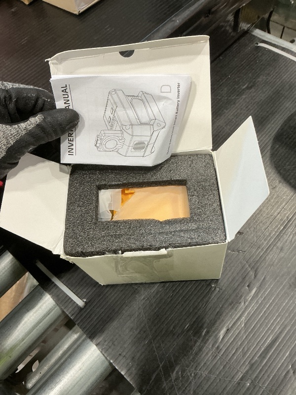 Photo 1 of *USED*
Hisecren 220W Portable Power Inverter Compatible with Dewalt 20V Battery, DC 20V to AC 110V Battery Inverter, Power Station with 400LM LED Work Light, 1 AC Outlet, 2 USB Ports &1 Type-C, Fast Charging