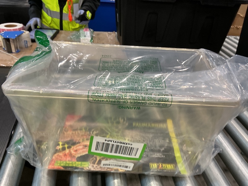 Photo 1 of **MISSING PIECES** 
Exo Terra Faunarium, Plastic Reptile Terrarium, Large, PT2265