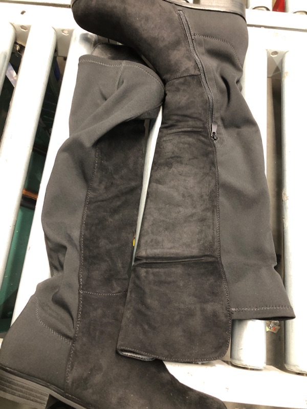 Photo 1 of (women's 11) DREAM PAIRS Women's Knee-High Boots Comfortable Flat Low Heel Round Toe Stretchy Suede Slouch Boots