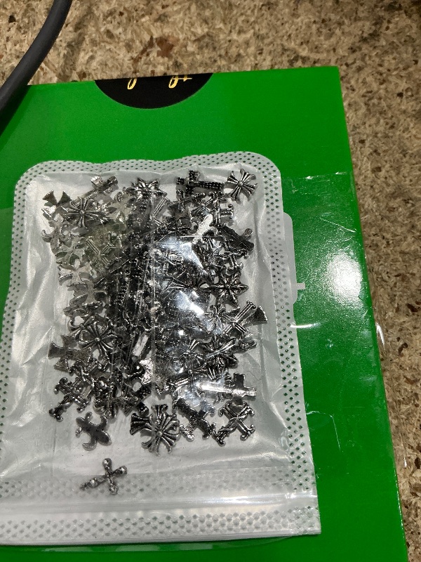 Photo 1 of #8 x 5/8" Sheet Metal Screws 100Pcs 410 Stainless Steel Flat Head Fast Self Tapping Screws Black Oxide by SG TZH  *** Bundled with Nail art Studs***