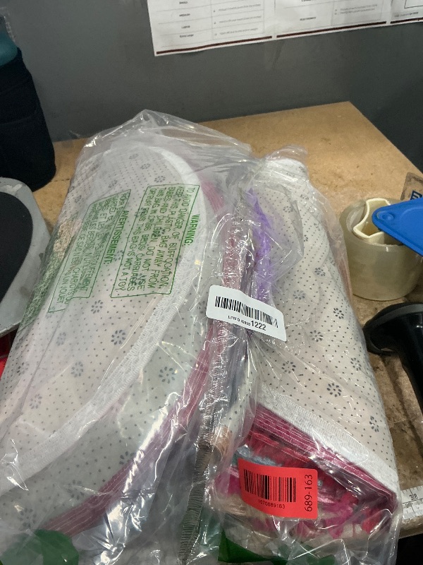 Photo 1 of 20 Pcs Kids Crazy Carpet Circle Seats Rainbow 16 Inch Round Floor Mat Kids Floor Cushions Soft Colorful Educational Classroom Rug for School Home Group Activity Learning Marker Playing Areas