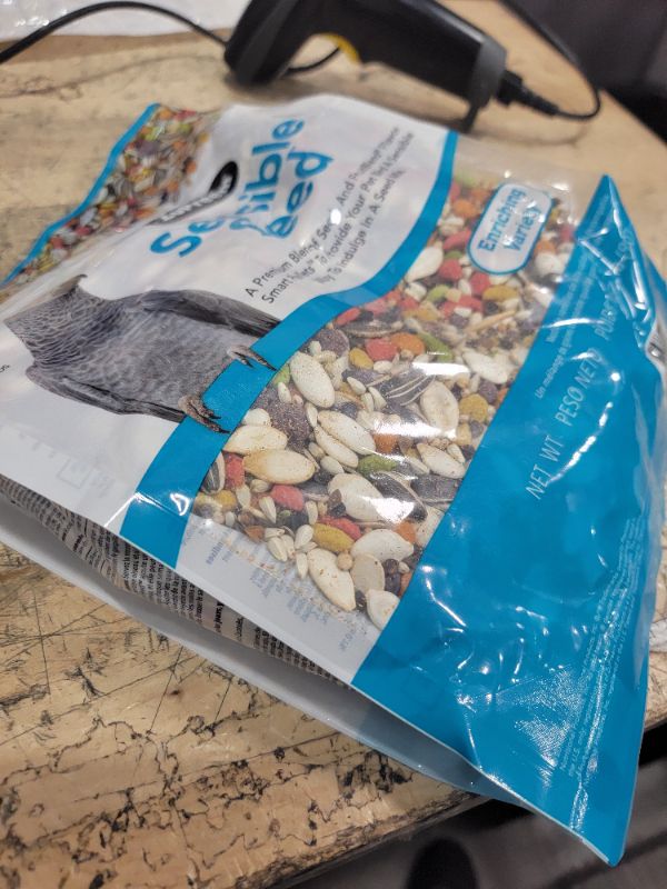 Photo 1 of **EXP:12/30/2025** ZuPreem Sensible Seed Bird Food, Parrot, Conure, Caique, African Grey, Eclectus, Small Cockatoo, Seed and Pellet Blend for Medium Large Birds (ML, 2 lbs)