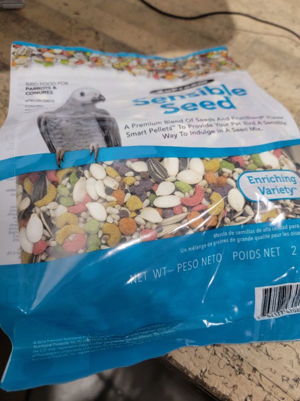 Photo 1 of **EXP:12/30/2025** ZuPreem Sensible Seed Bird Food, Parrot, Conure, Caique, African Grey, Eclectus, Small Cockatoo, Seed and Pellet Blend for Medium Large Birds (ML, 2 lbs)