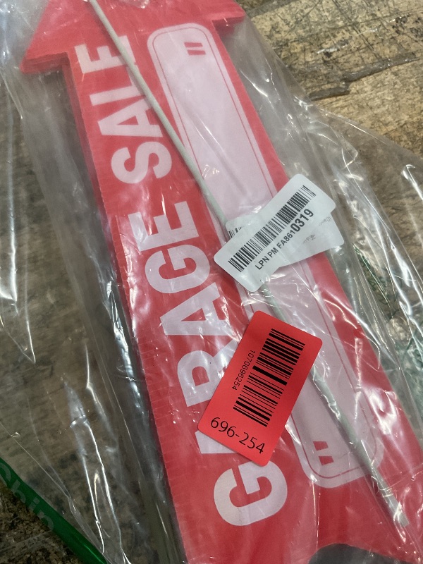 Photo 1 of ***(MISSING PARTS)***Garage Sale Sign Red Arrow with Stakes Waterproof Reusable Yard Sale Signs with Directional Arrows 16x5inch Double Sided Sale Sign Plastic Yard Sale Supplies (3)
