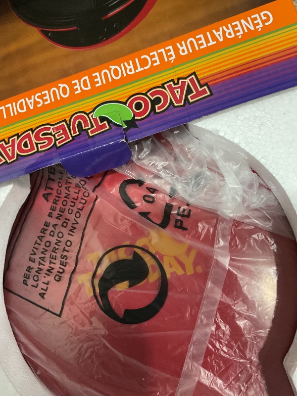 Photo 1 of ***FOR PARTS ONLY/NON-FUNCTIONAL*** Taco Tuesday Deluxe 8-Inch 6-Wedge Electric Quesadilla Maker with Extra Stuffing Latch, Red