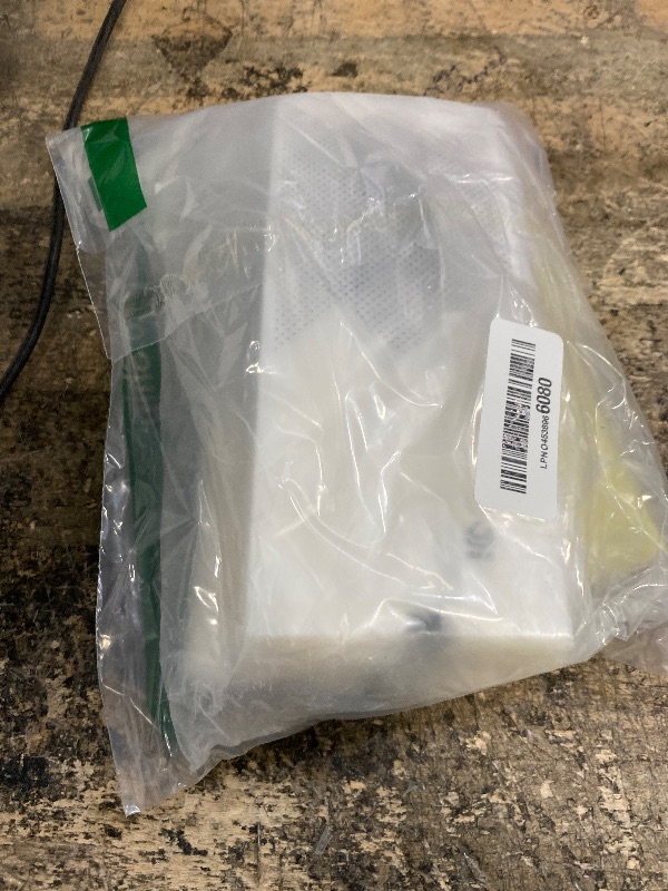 Photo 1 of (400Pcs) 200 Pack Translucent Cellophane Bags for Bakery Party Supplies (9x3.4 Inch) - Clear Plastic Cookie Candy Wrapping Bags with 200 Handmade Stickers, Ideal for Chocolate Cake Snack Packaging